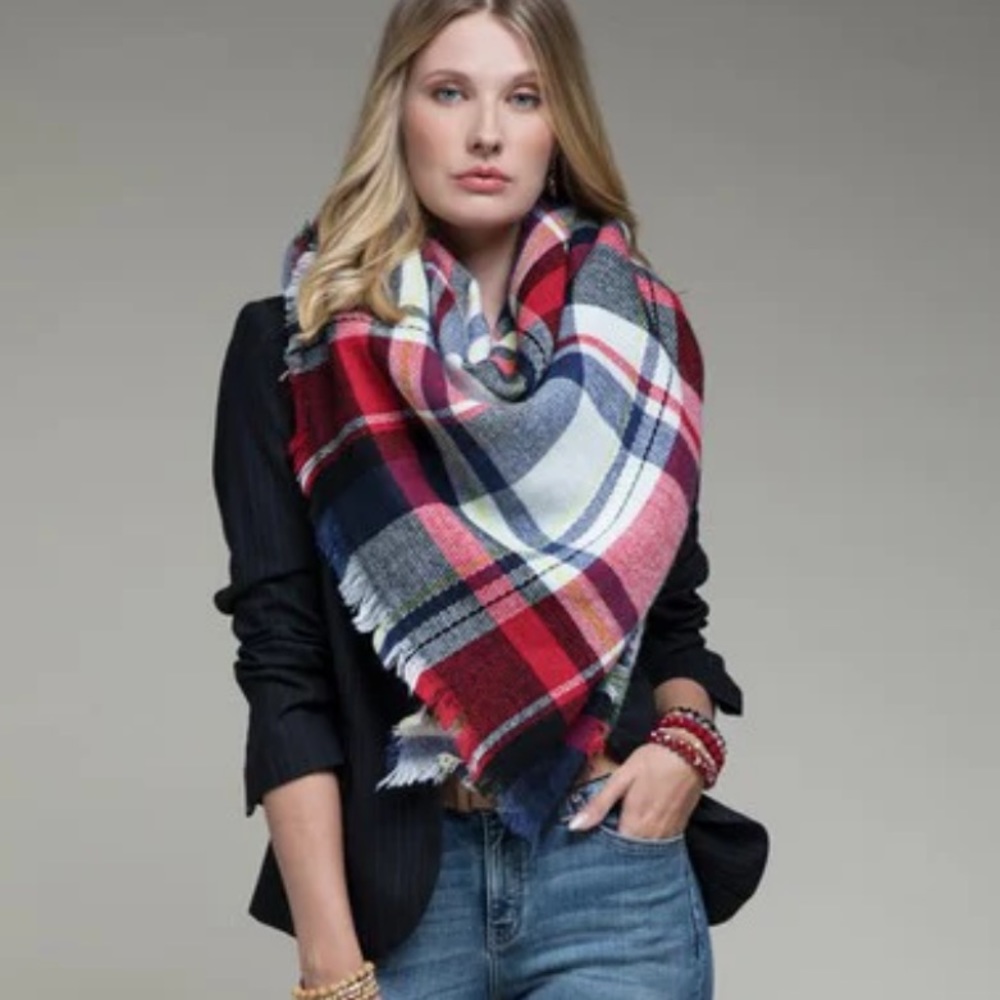 Eddie Bauer Red Plaid Banket Scarf